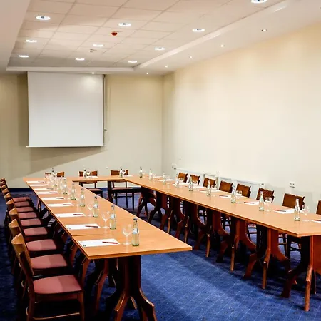 فندق Koenigshof Am Funkturm Business 4*
