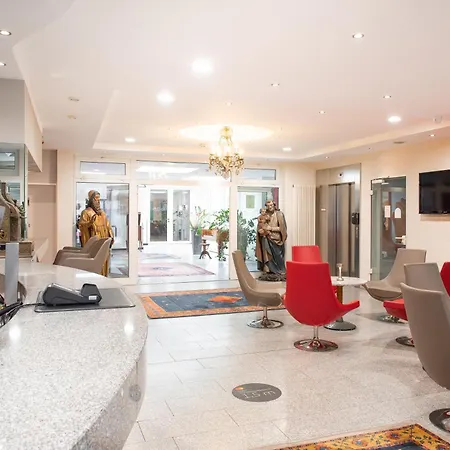 Koenigshof Am Funkturm Business Hotel 4*