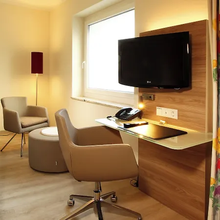 Koenigshof Am Funkturm Business Hotel 4*