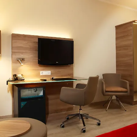 Koenigshof Am Funkturm Business Hotel