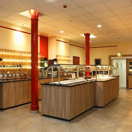 Koenigshof Am Funkturm Business Hotel 4*